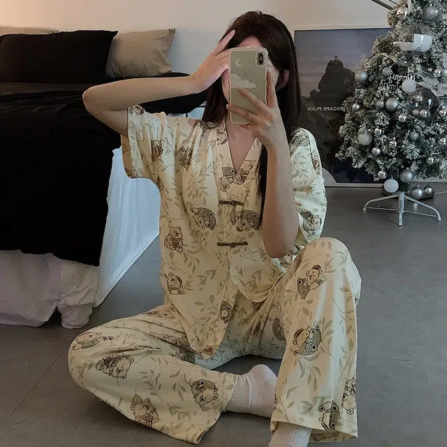 V