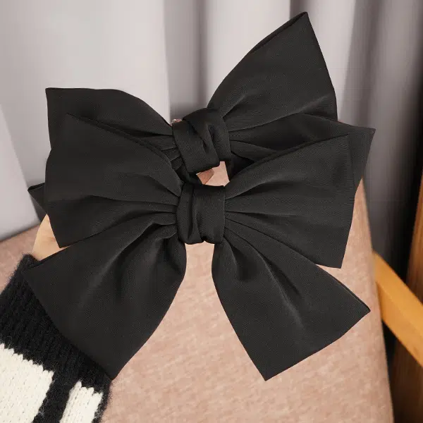左欧 黑色立体蝴蝶结高级感缎面公主头顶夹大号新款弹簧夹后脑勺 发夹 女款