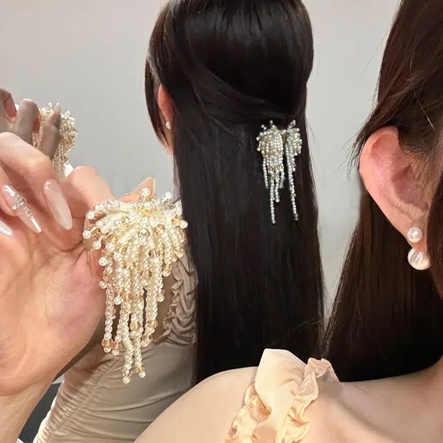 左欧 串珠流苏发鲨鱼夹高级感发量少抓夹发饰 珍珠 发夹 女款