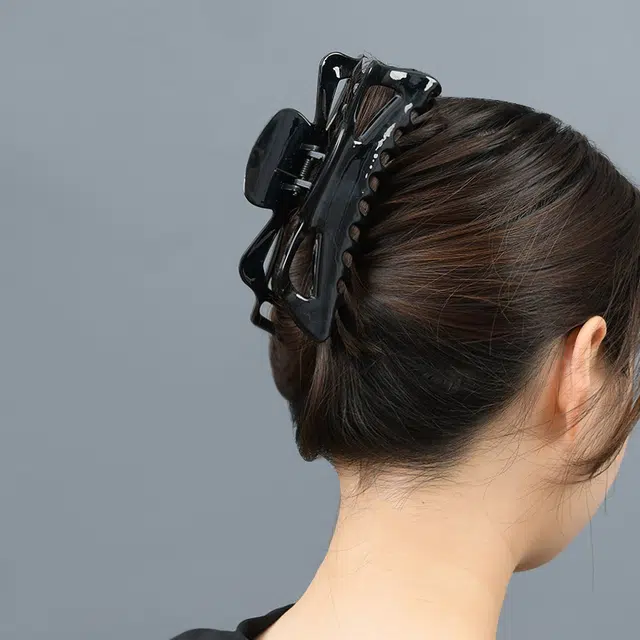 左欧 大号后脑勺发量多盘发洗澡大夹子黑色厚头发鲨鱼夹 发夹 女款