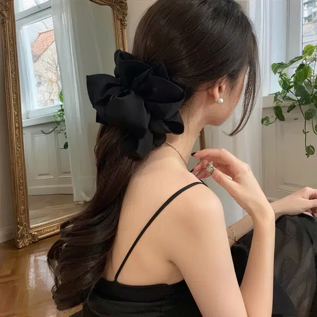 左欧 大肠超大号黑色马尾肥肠显脸小札头花 精纺缎面 发圈 女款