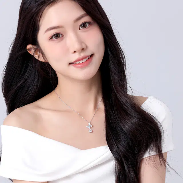 S925