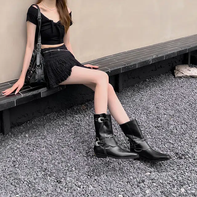 AIQINISHA