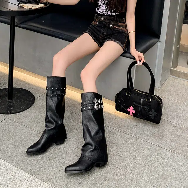 AIQINISHA