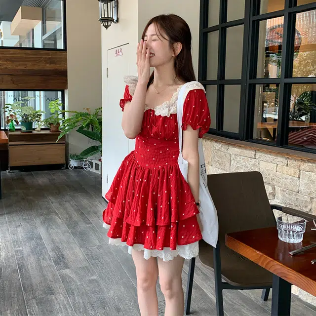 依钗 舒适通勤百搭简约休闲温柔风服饰短袖连衣裙 女款