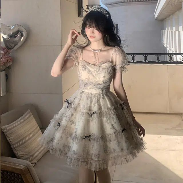 困住大象 甜美少女蝴蝶结印花烫金芭蕾风蓬蓬裙装短袖连衣裙 女款