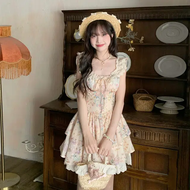 依钗 舒适通勤百搭简约休闲温柔风服饰短袖连衣裙 女款