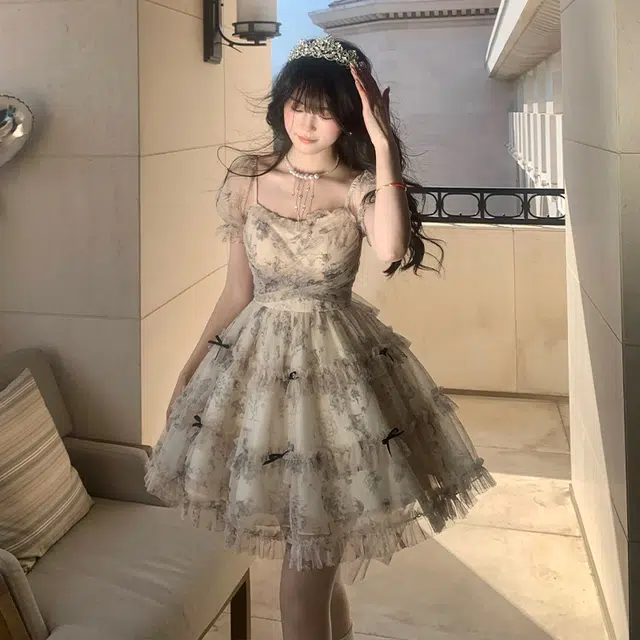 困住大象 甜美少女蝴蝶结印花烫金芭蕾风蓬蓬裙装短袖连衣裙 女款