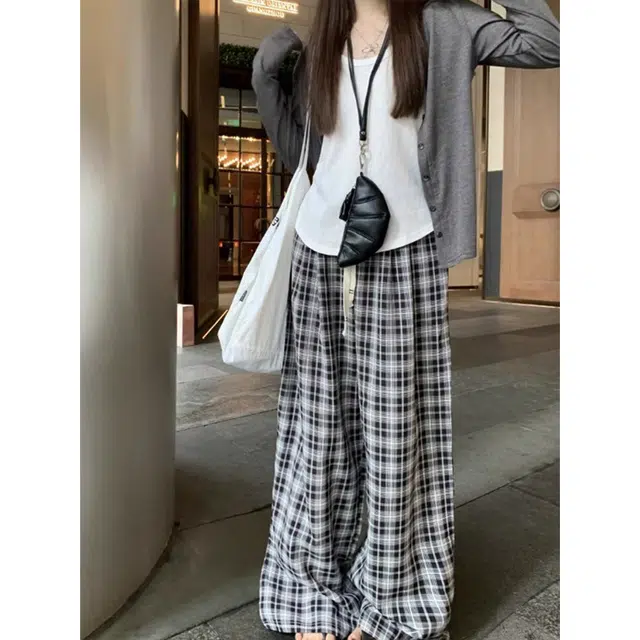 AINUOERMY