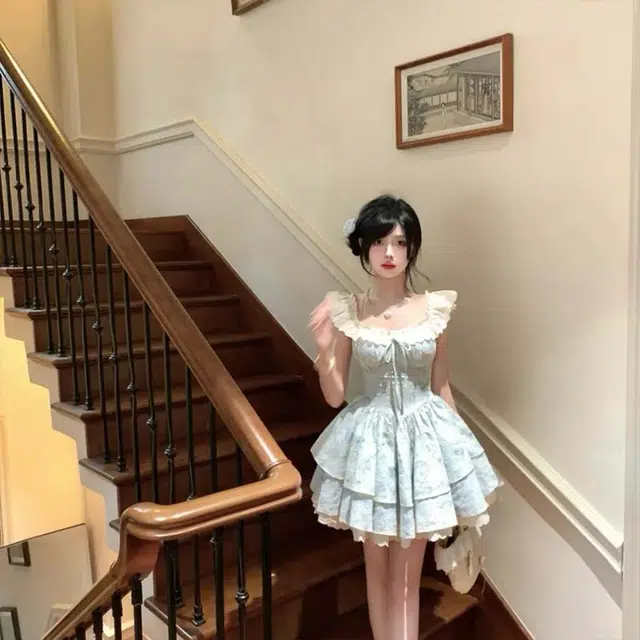 依钗 舒适通勤百搭简约休闲温柔风服饰短袖连衣裙 女款