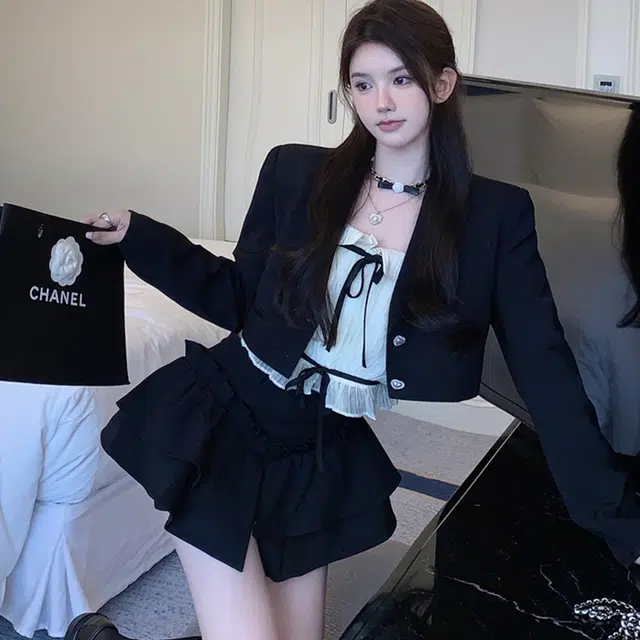 AINUOERMY