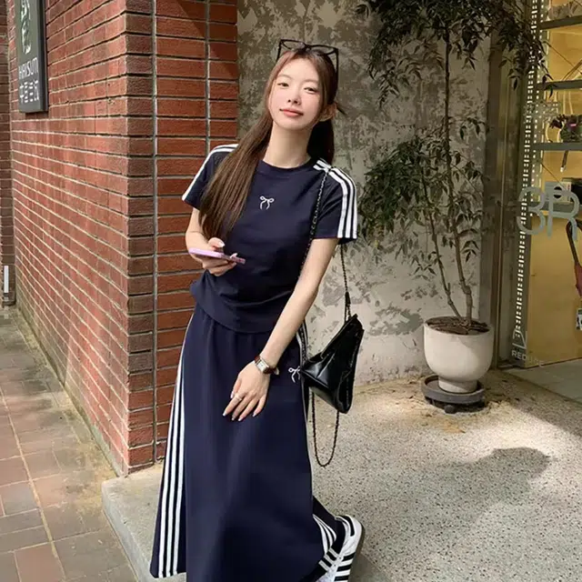 AINUOERMY A