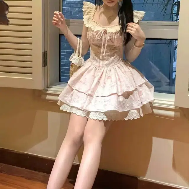 依钗 舒适通勤百搭简约休闲温柔风服饰短袖连衣裙 女款