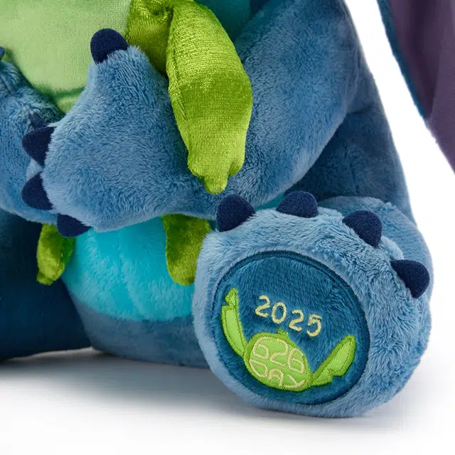 Disney x Disney store