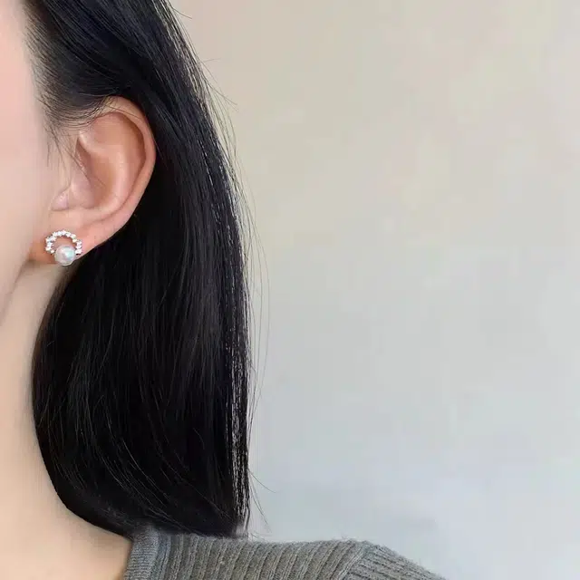 S925