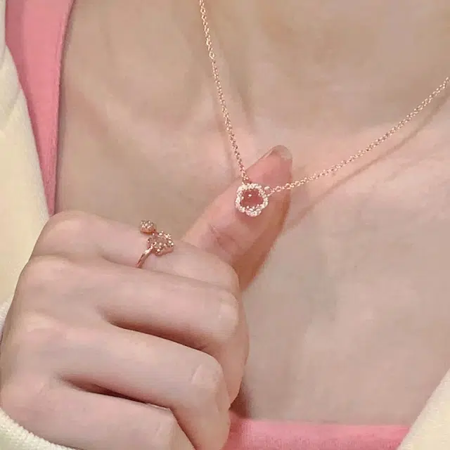 S925