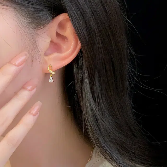 S925