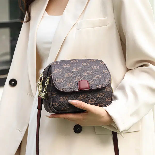 木林森 经典老花面料时尚休闲 合成革 马鞍包单肩包 女款 咖啡色