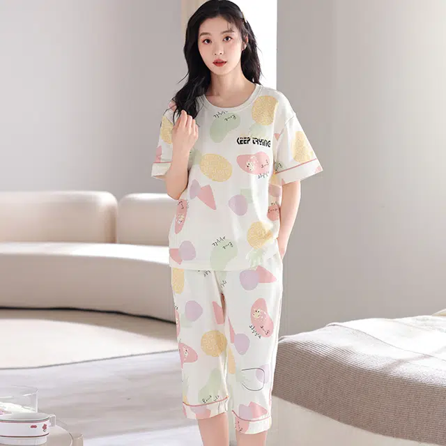怀尔蔚 可爱卡通印花休闲薄款透气短袖七分裤睡衣套装 女款 图色