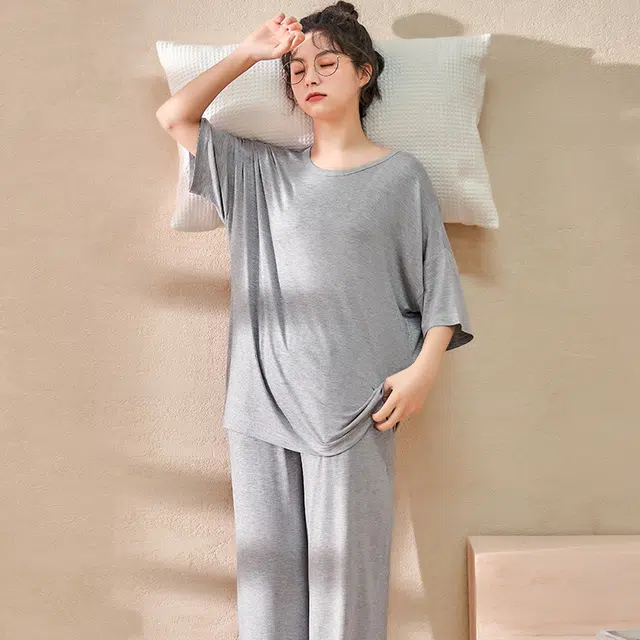 怀尔蔚 宽松休闲圆领套头薄款透气睡衣套装 女款 灰色