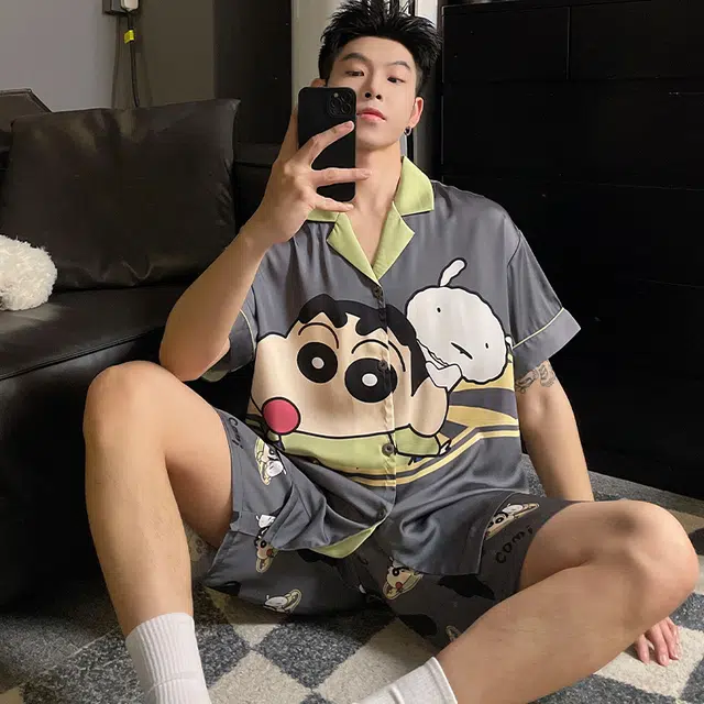 怀尔蔚 卡通动漫印花古巴领单排扣短袖上衣短裤睡衣套装 男款