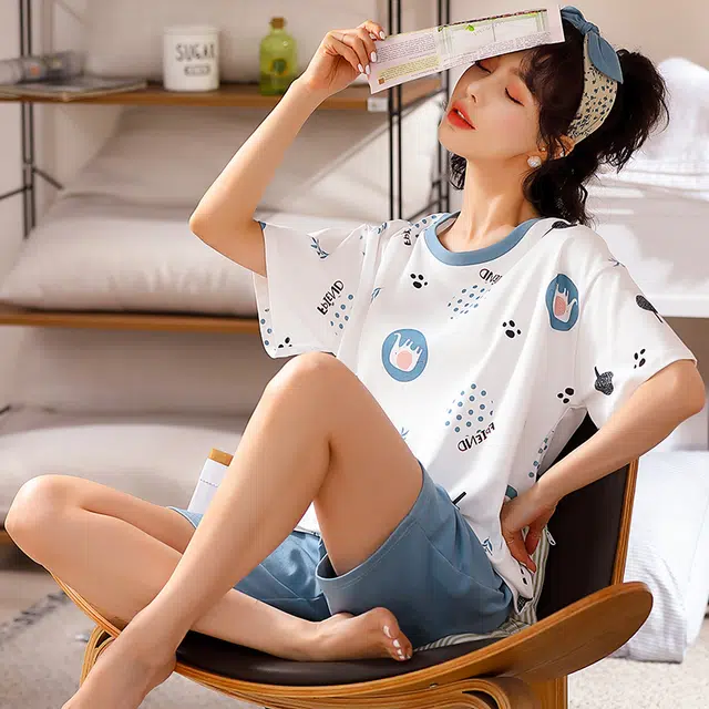 怀尔蔚 薄款可外穿舒适短袖三分裤睡衣套装 女款