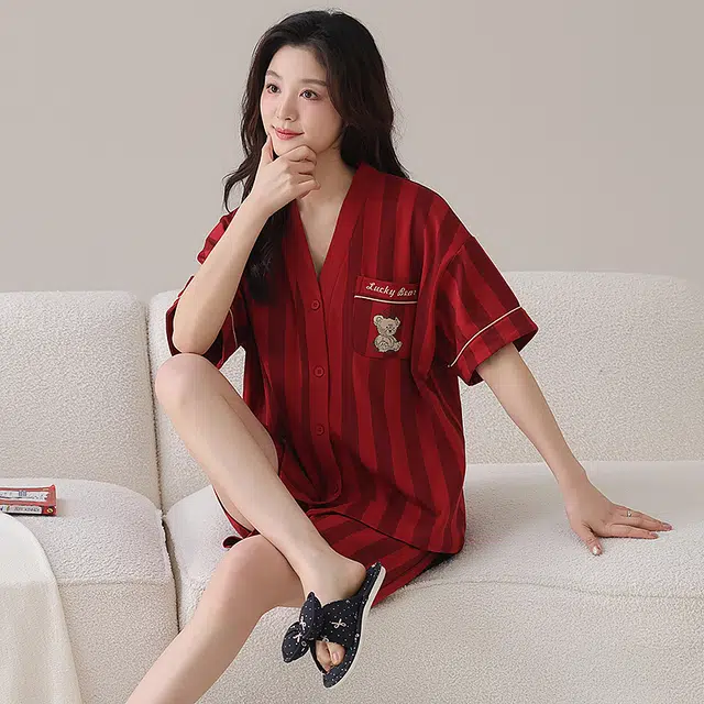 怀尔蔚 可外穿舒适薄款透气短袖三分裤睡衣套装 女款