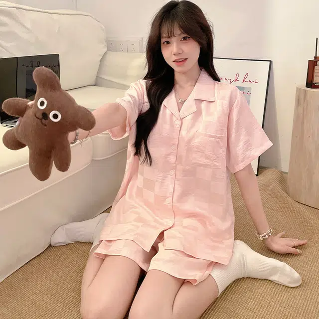 怀尔蔚 格子印花短袖上衣休闲薄款透气三分裤睡衣套装 女款 图片色