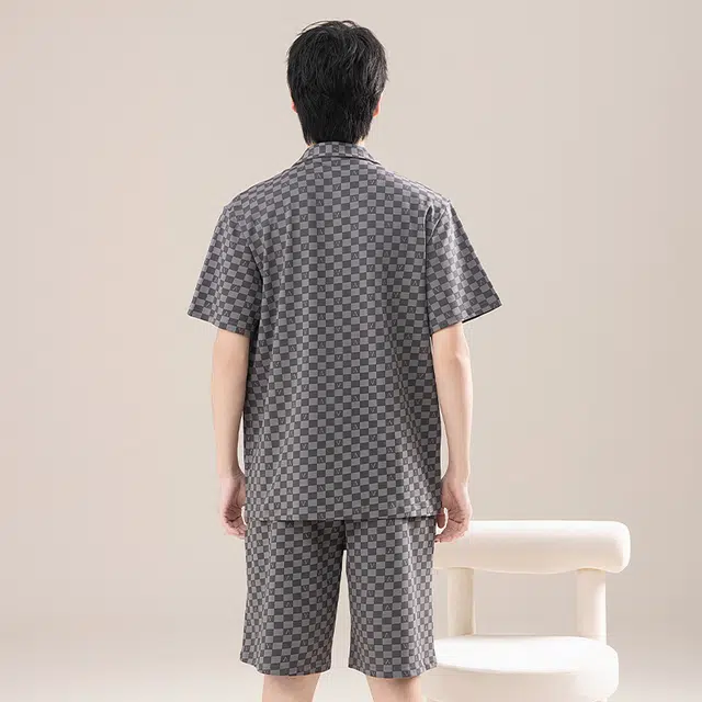 怀尔蔚 舒适翻领格子短袖上衣可外穿家居服五分裤睡衣套装 男款 图片色