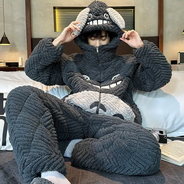 怀尔蔚 卡通连帽珊瑚绒加绒加厚三层夹棉保暖可外穿家居服睡衣套装 男款