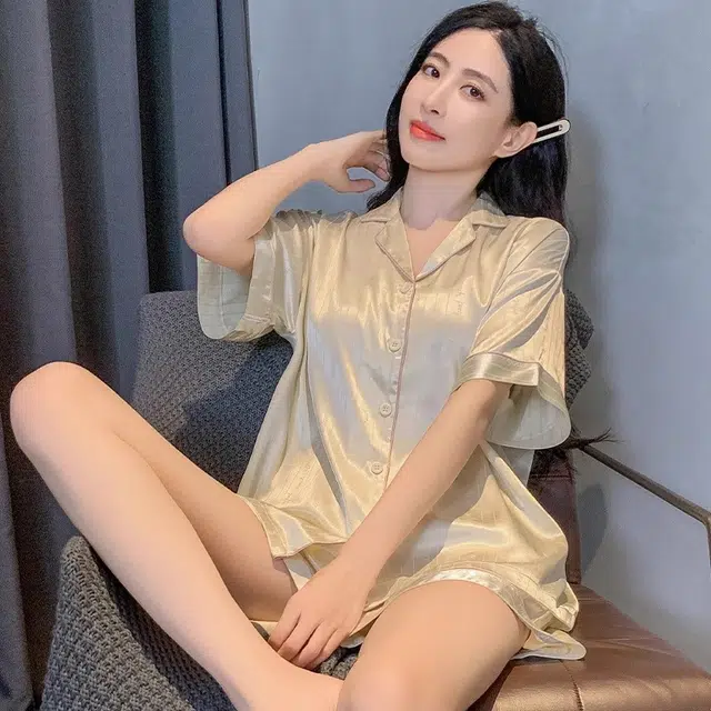 怀尔蔚 简约条纹舒适透气短袖短裤睡衣套装 女款