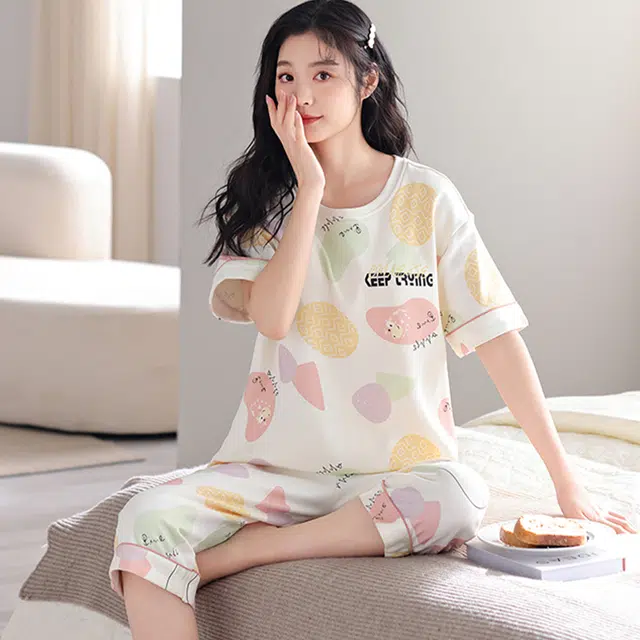 怀尔蔚 可爱卡通印花休闲薄款透气短袖七分裤睡衣套装 女款 图色