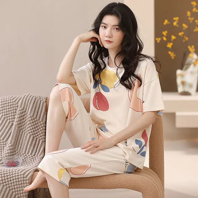 怀尔蔚 可外穿舒适薄款短袖上衣家居服七分裤睡衣套装 女款 图片色