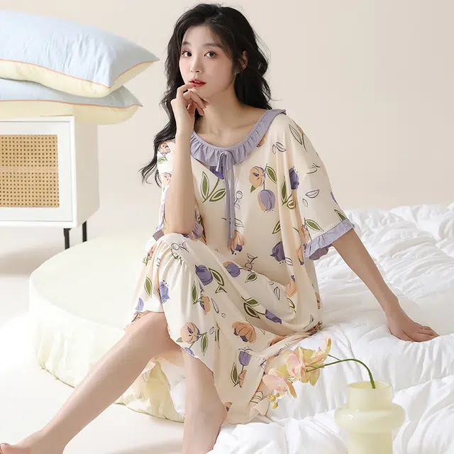怀尔蔚 花边圆领套头休闲透气短袖睡裙 女款 图片色