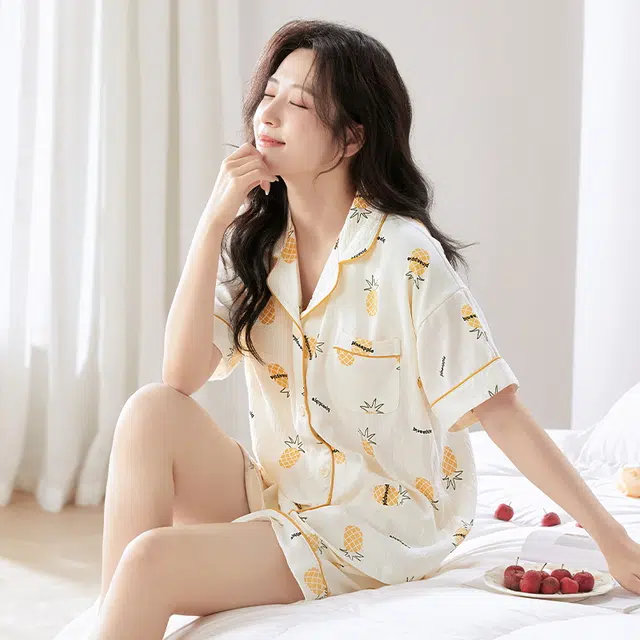 怀尔蔚 软绵绵系列 可外穿薄款家居服舒适短袖三分裤睡衣套装 女款