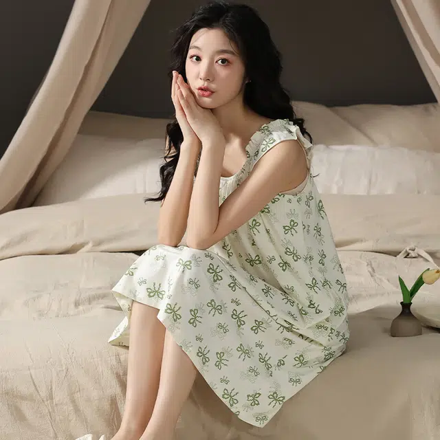 怀尔蔚 甜美宽松休闲薄款透气圆领套头家居服睡裙 女款 米黄色
