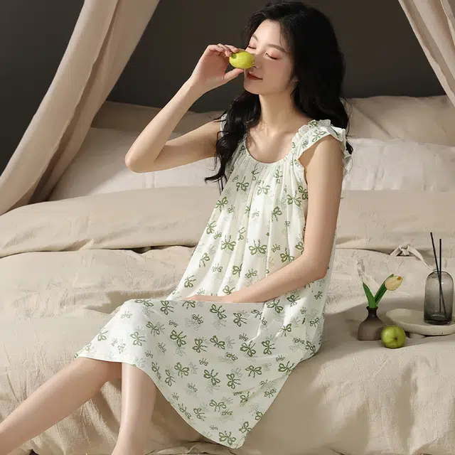怀尔蔚 甜美宽松休闲薄款透气圆领套头家居服睡裙 女款 米黄色