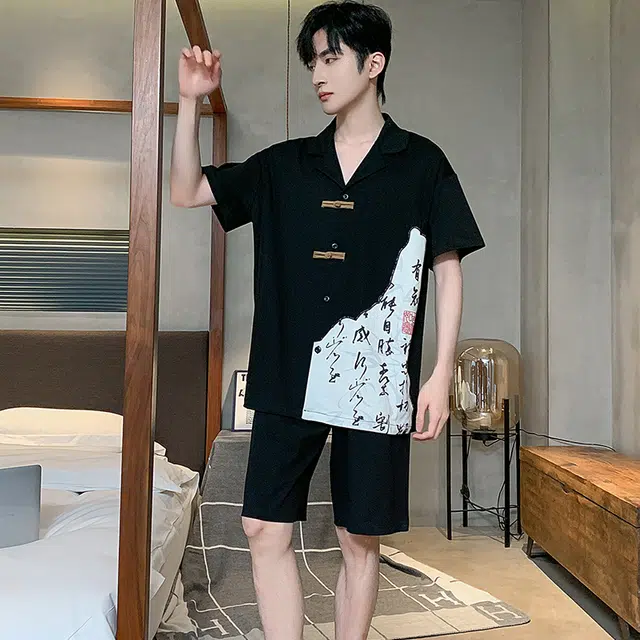 怀尔蔚 简约亲肤舒适文字印花翻领短袖上衣休闲薄款透气休闲可外穿短裤睡衣套装 男款 黑色