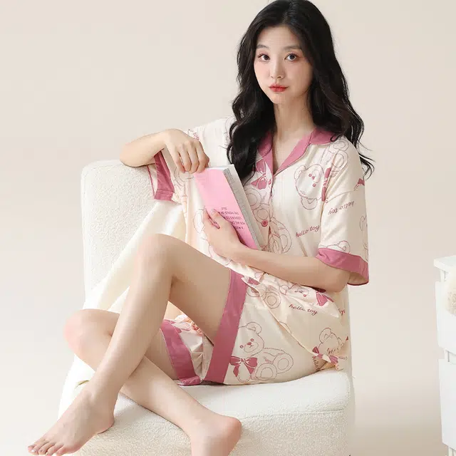 怀尔蔚 卡通小熊印花休闲透气短袖舒适凉感短裤睡衣套装 女款 图色