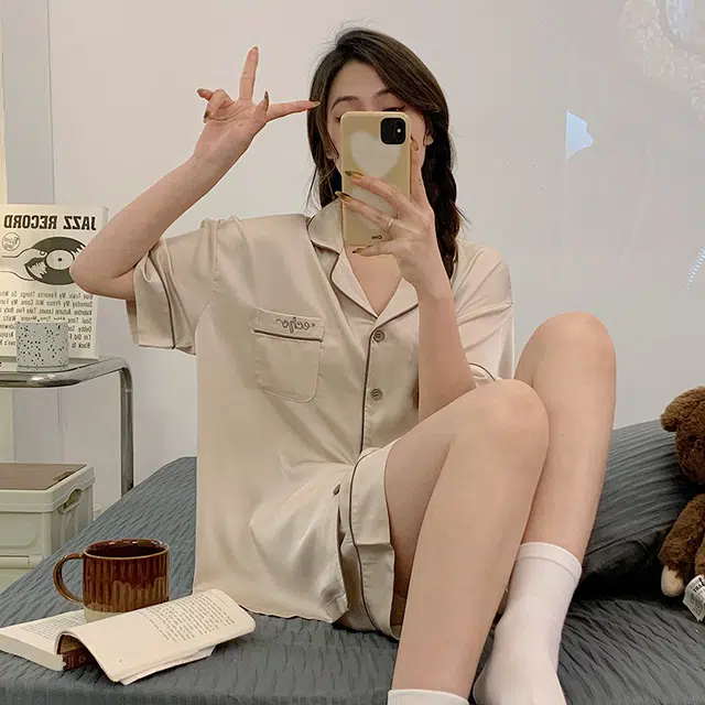 怀尔蔚 舒适透气凉感短袖上衣可外穿三分裤睡衣套装 女款 图片色