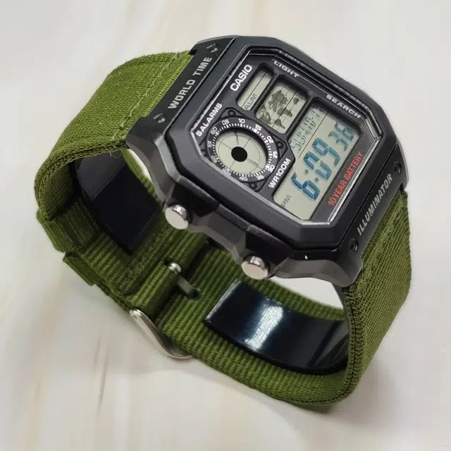 CASIOYOUTH 10 AE-1200WH-1A