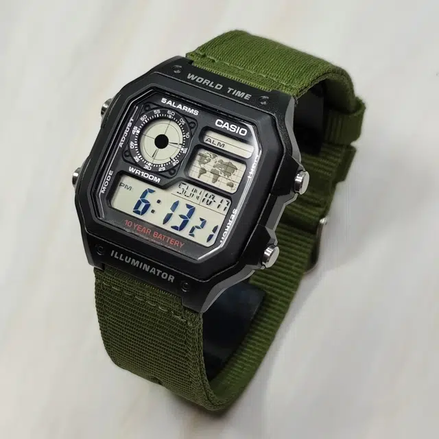 CASIOYOUTH 10 AE-1200WH-1A