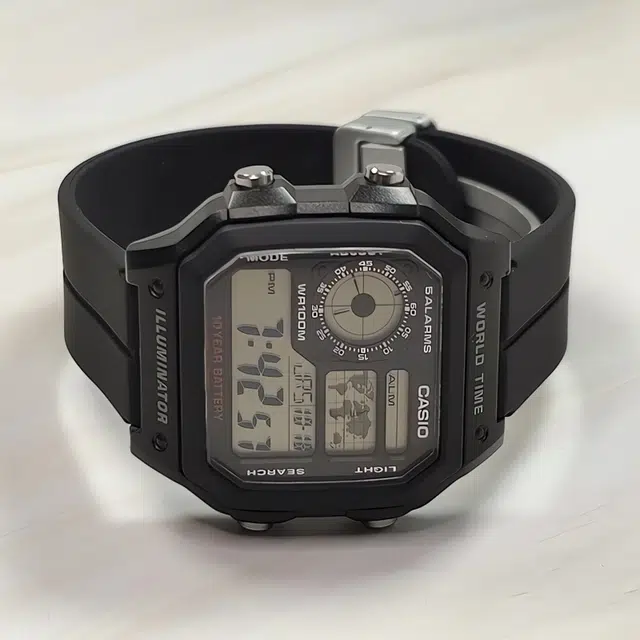 Casio AE-1200WH-1A