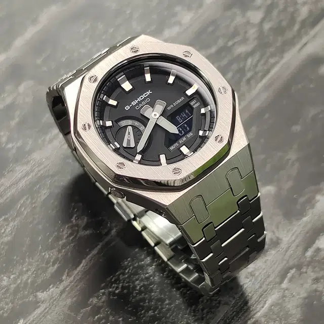 CASIO 200 GA-2100-1A1