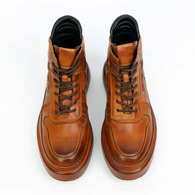 圣大骑士 头层牛皮 百搭时尚休闲 短筒 马丁靴 男款 浅棕色