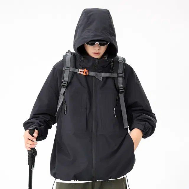 雅鹿 美式户外山系高街纯色户外连帽简约休闲宽松工装高级感夹克外套 男女同款