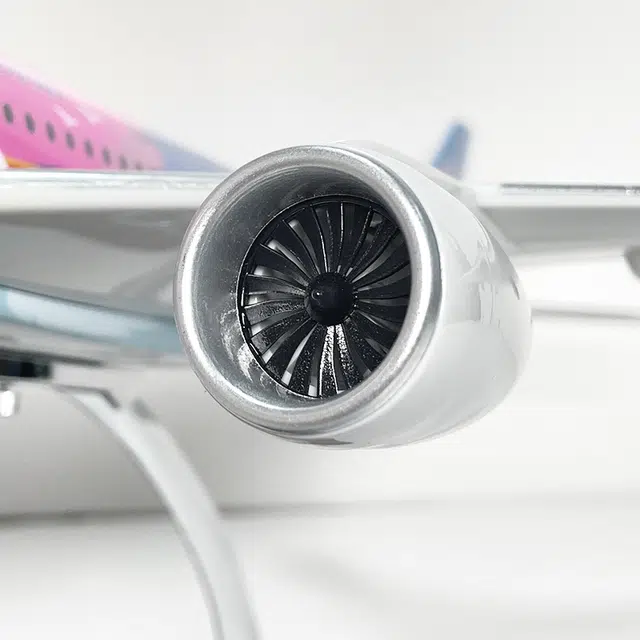 A350