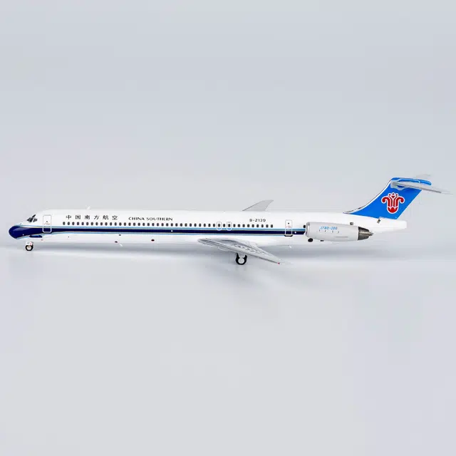 MD-82 B-21391400