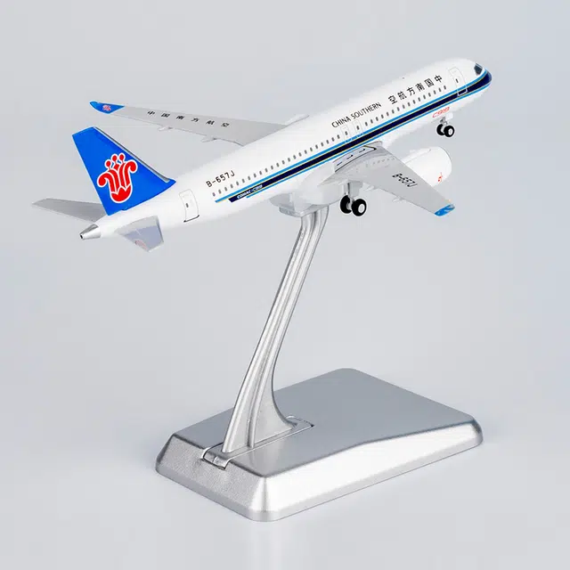 C919 B-657J