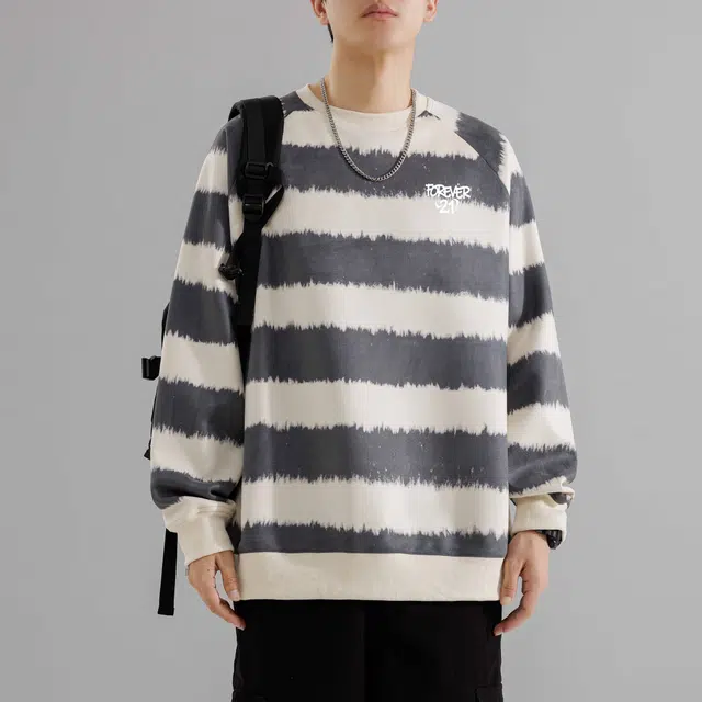 Forever 21 Sweatshirt